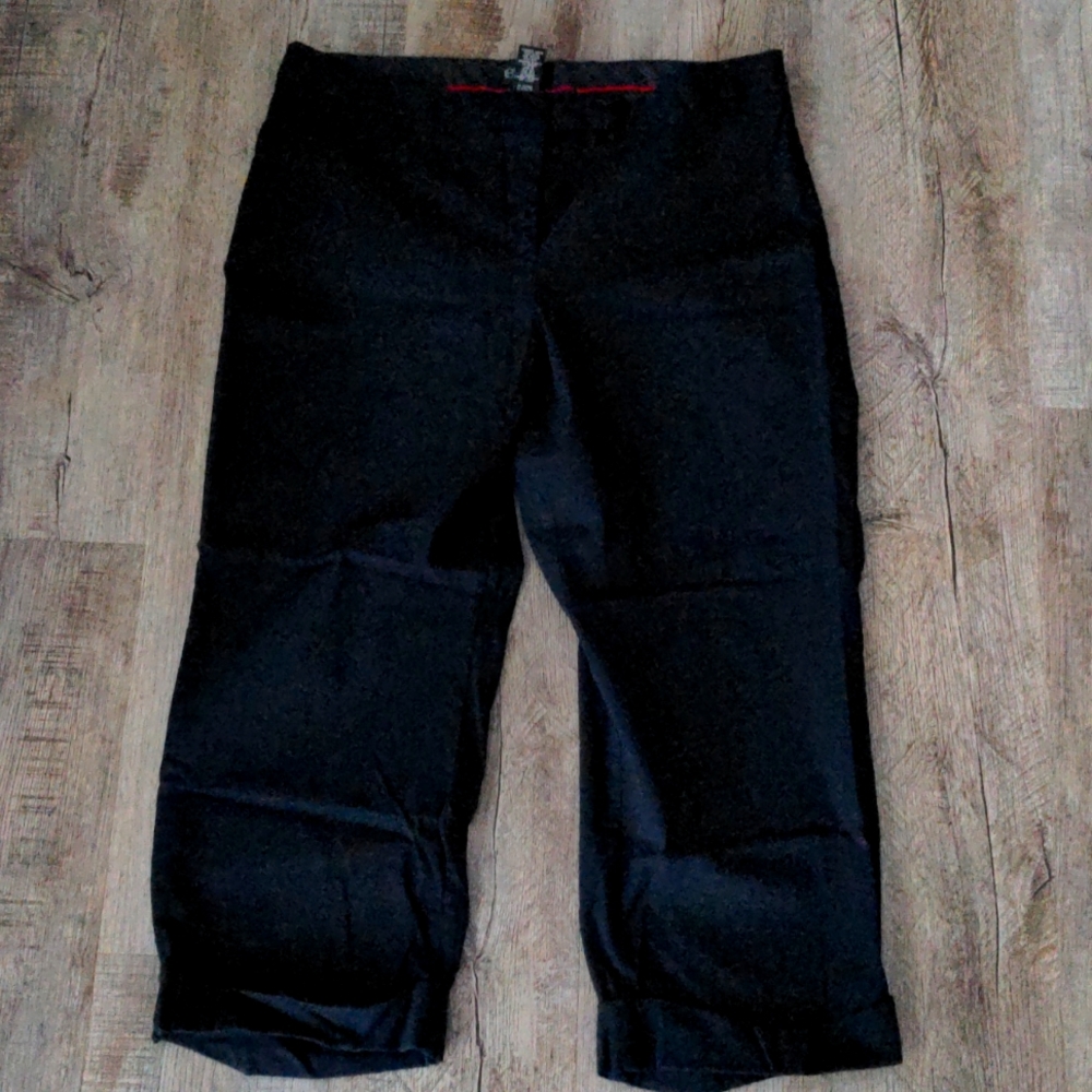 Lane Bryant Stretchy Black Cuffed Capris